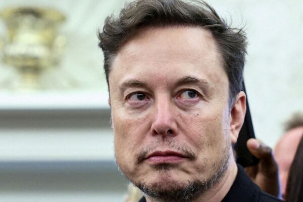 After string of outages, Elon Musk says he’s returning to 24/7 grind to fix X: ‘Will sleep in server rooms’