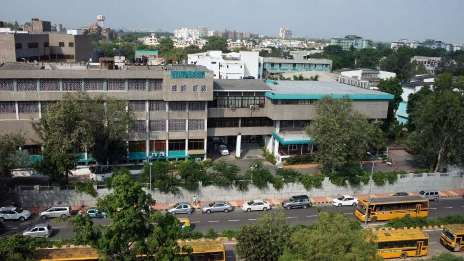 DPS fee row: More parents join protest against fee hike, students’ expulsion