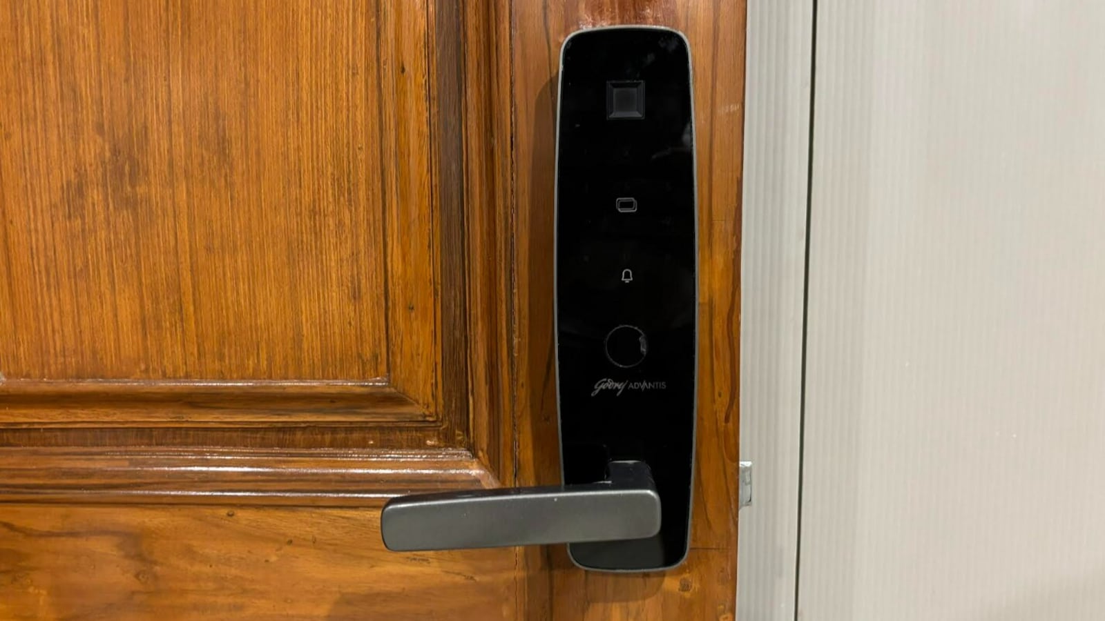Godrej Advantis smart lock for main door review: Keyless entry, nine ways, all from your phone