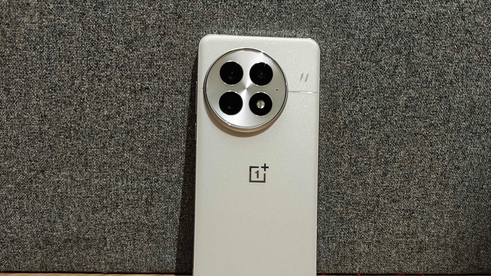OnePlus brings AI Plus Mind to OnePlus 13 and OnePlus 13R: All you need to know