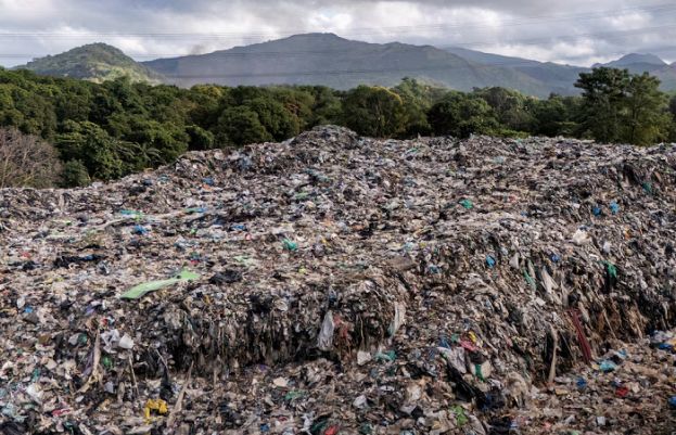 Global plastic pollution treaty talks end in Geneva without agreement