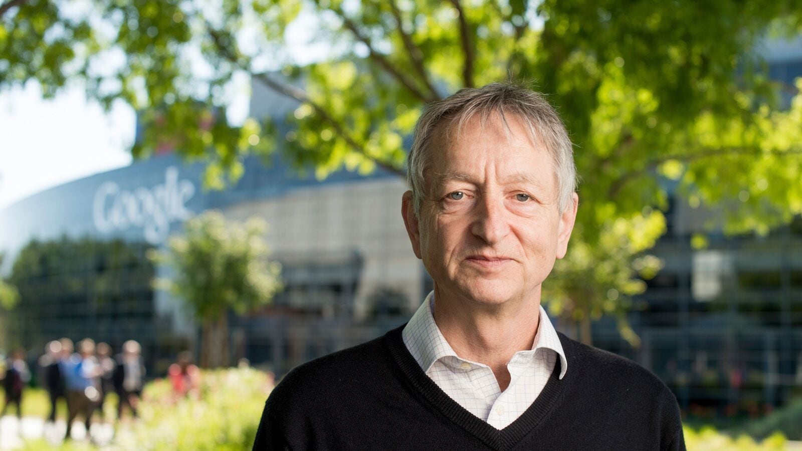 Godfather of AI warns rich people will use AI to replace workers: ‘Going to create massive unemployment…’