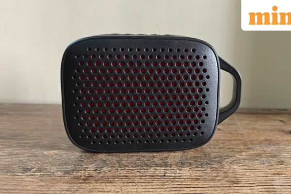 Philips TAS1209 review: Pocket-sized speaker that packs a punch